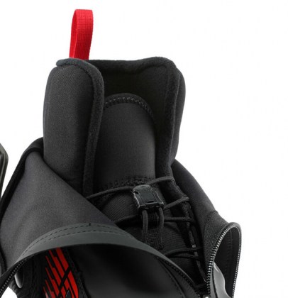 RIK1280_X_8_SKATE_rgb72dpi_04-605x720-52c04772-a03b-429c-9f41-b96fe95c9ca4